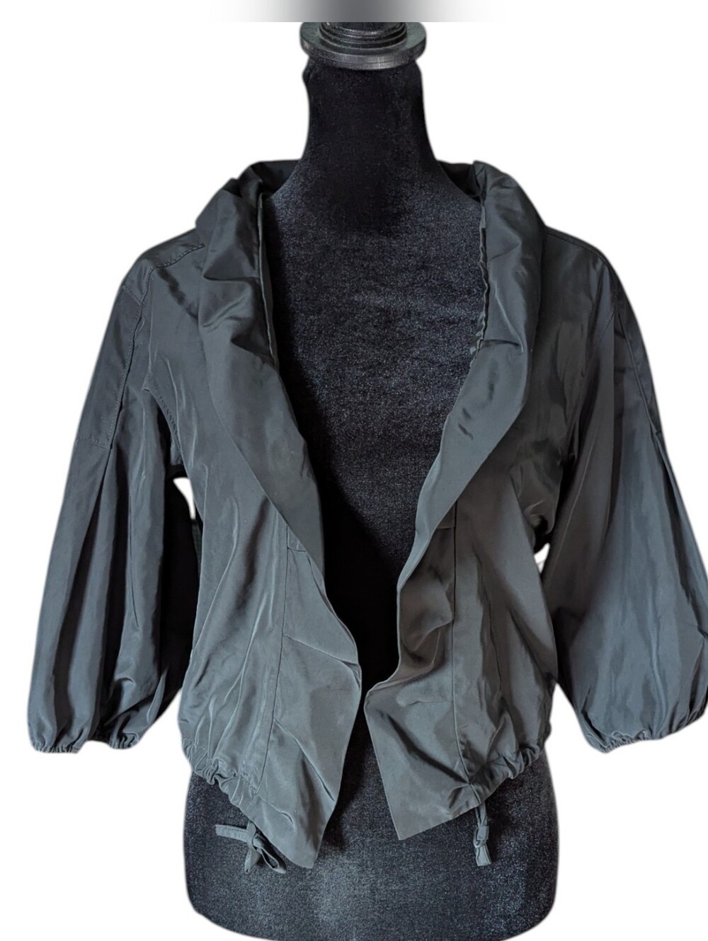 Jacob Black Bolero Size Small 1/2 Sleeve